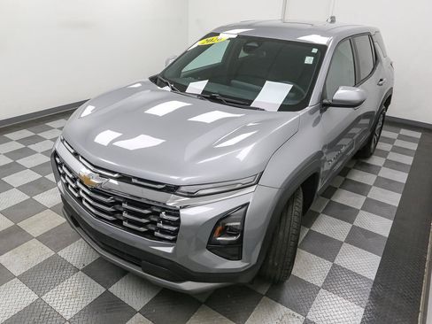 Used 2026 Chevrolet Equinox LT AWD/4WD image 6