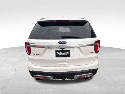 Used 2016 Ford Explorer Platinum AWD/4WD image 7