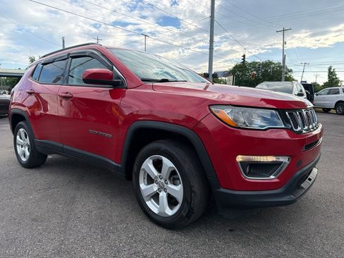 Used 2021 Jeep Compass Latitude w/ Convenience Group AWD/4WD image 19