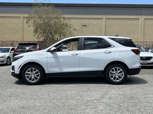 Used 2024 Chevrolet Equinox LT FWD image 3