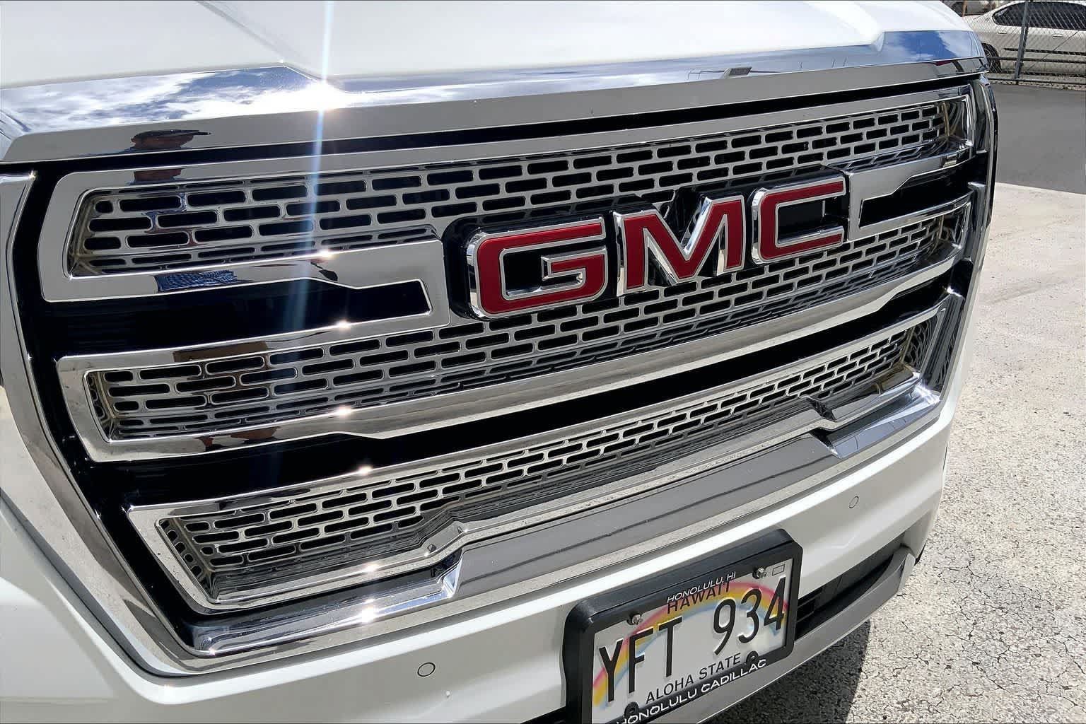 Used 2023 GMC Yukon SLT AWD/4WD image 33