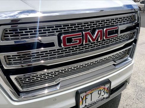 Used 2023 GMC Yukon SLT AWD/4WD image 33