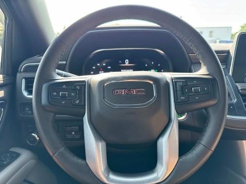 Used 2024 GMC Yukon XL SLT w/ SLT Luxury Package image 66