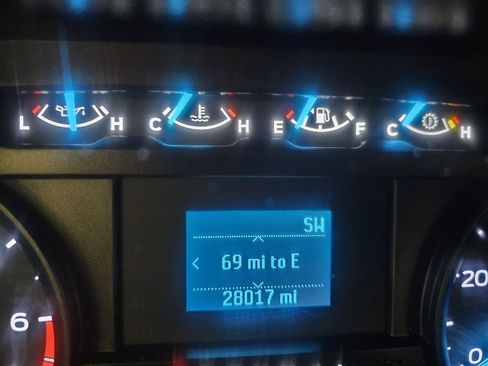 Used 2022 Ford F250 XL w/ Power Equipment Group RWD image 10