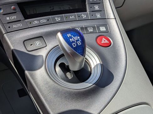 Used 2013 Toyota Prius Three image 11