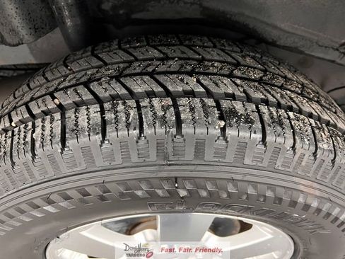 Used 2011 Ford Escape Limited w/ 302A Rapid Spec Order Code FWD image 15