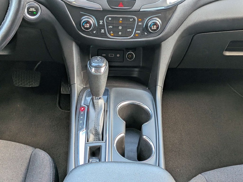 Used 2021 Chevrolet Equinox LT FWD image 20