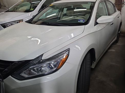 Used 2017 Nissan Altima 2.5 SV FWD image 7