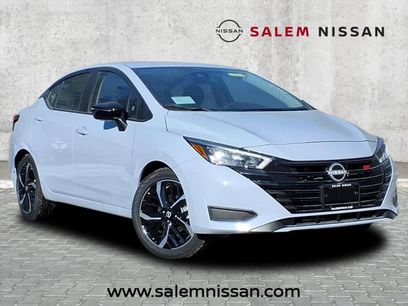 New 2025 Nissan Versa SR w/ Trunk Package