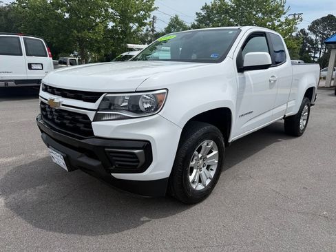 Used 2022 Chevrolet Colorado LT w/ Fleet Safety Package RWD image 5