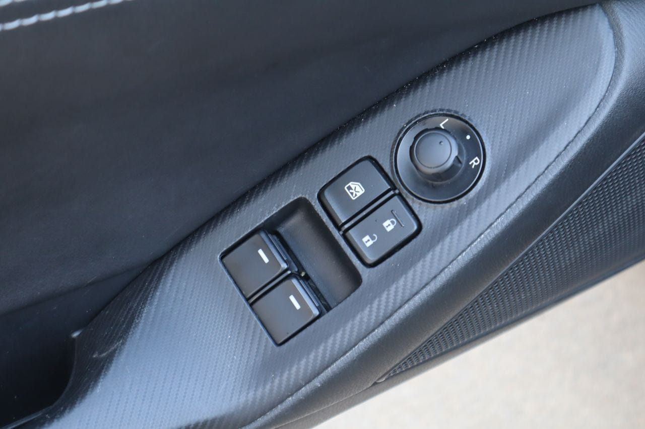 Used 2025 MAZDA MX-5 Miata RF Grand Touring RWD image 17