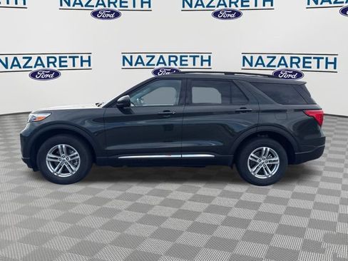 Used 2024 Ford Explorer XLT AWD/4WD image 4
