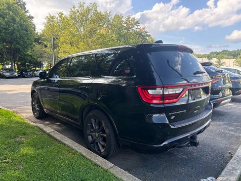 Used 2018 Dodge Durango R/T w/ Technology Group AWD/4WD image 4