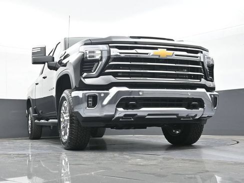 New 2026 Chevrolet Silverado 2500 LTZ w/ LTZ Convenience Package AWD/4WD image 54