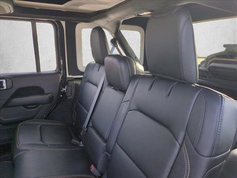 Used 2024 Jeep Wrangler Unlimited Rubicon 392 image 17