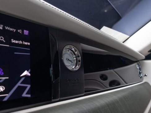 Used 2024 Rolls-Royce Spectre w/ Spectre Launch Package AWD/4WD image 38