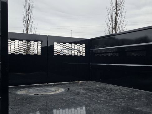 Used 2023 Mercedes-Benz Sprinter 4500 image 5