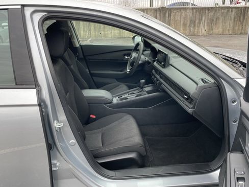 Certified 2024 Honda Accord EX image 26