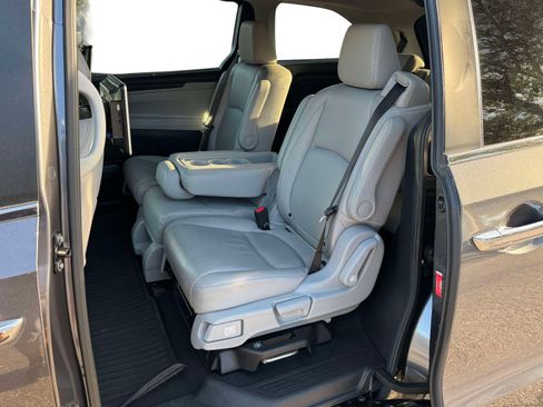 Used 2024 Honda Odyssey EX-L image 13