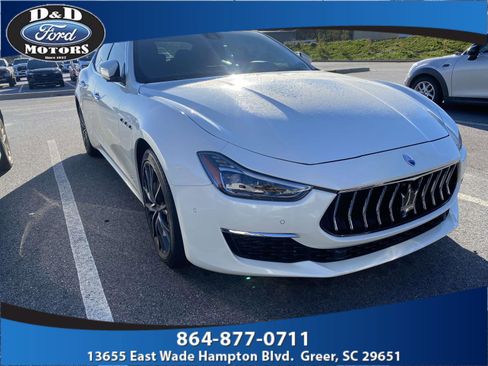 Used 2019 Maserati Ghibli S GranLusso image 1