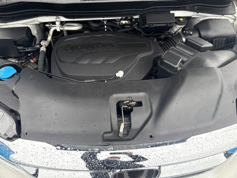 Used 2021 Honda Pilot Elite image 25