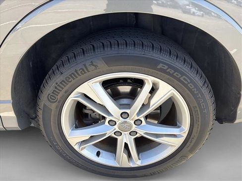 Used 2020 Audi Q3 2.0T Premium Plus w/ Premium Plus Package image 23