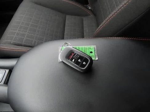 Certified 2023 Honda HR-V Sport image 24