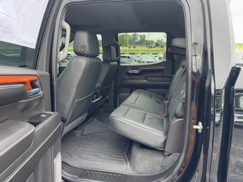 Used 2022 GMC Sierra 1500 Denali w/ Technology Package AWD/4WD image 10