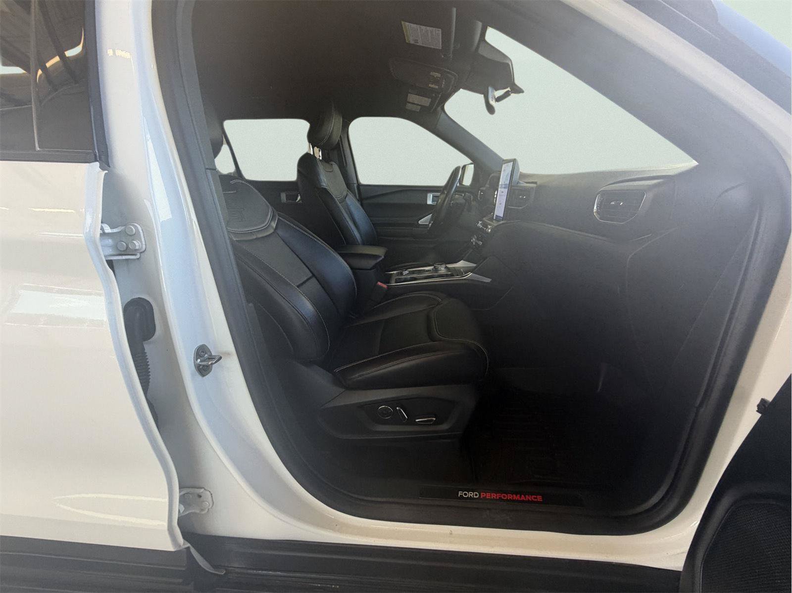 Used 2020 Ford Explorer ST w/ ST Street Pack AWD/4WD image 18