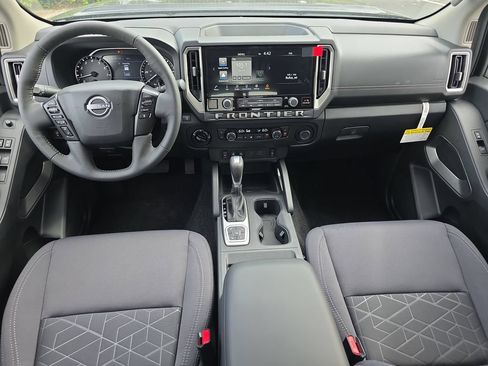 New 2026 Nissan Frontier SV w/ SV Convenience Package AWD/4WD image 17