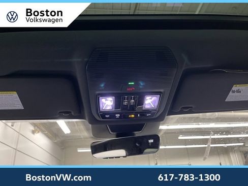 New 2026 Volkswagen Tiguan SE R-Line image 23