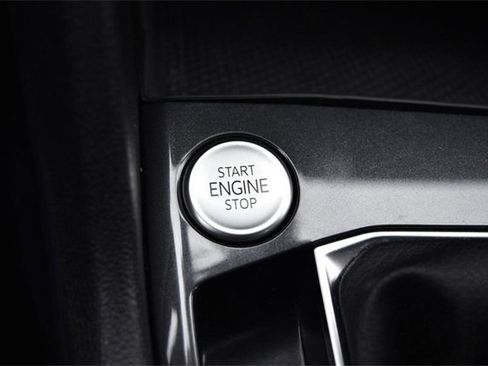 Certified 2024 Volkswagen Tiguan S image 16