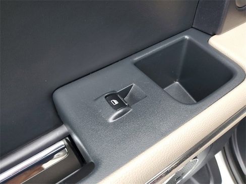 Used 2023 Ford Expedition Max Limited image 31