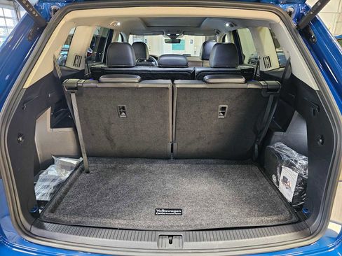 Used 2025 Volkswagen Atlas SEL image 15