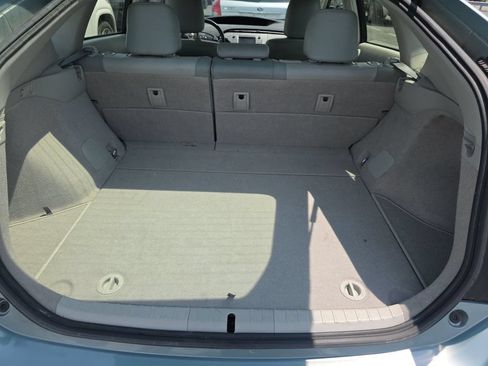 Used 2012 Toyota Prius Four FWD image 6