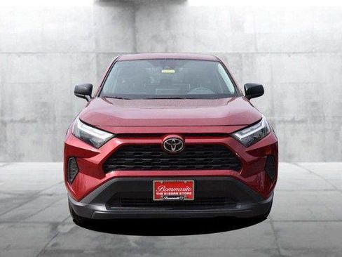 Used 2024 Toyota RAV4 LE image 4