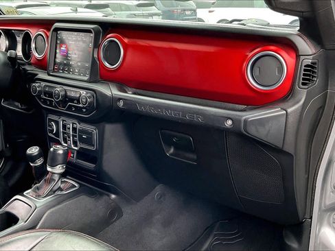 Used 2018 Jeep Wrangler Unlimited Rubicon image 18