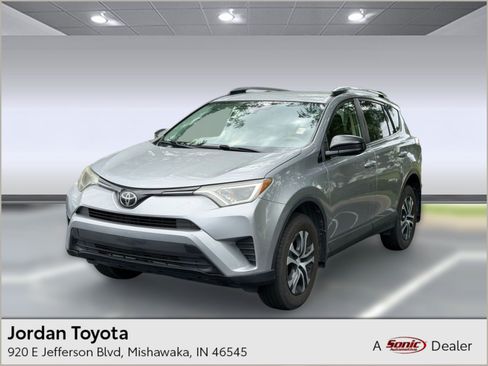 Used 2018 Toyota RAV4 LE w/ All Weather Liner Package AWD/4WD image 1
