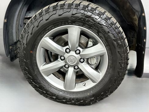 Used 2013 Lexus GX 460 Premium image 35