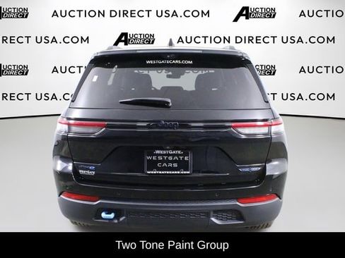 Used 2022 Jeep Grand Cherokee Trailhawk w/ Advanced Protech Group II AWD/4WD image 6