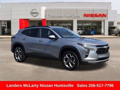 Used 2025 Chevrolet Trax LT
