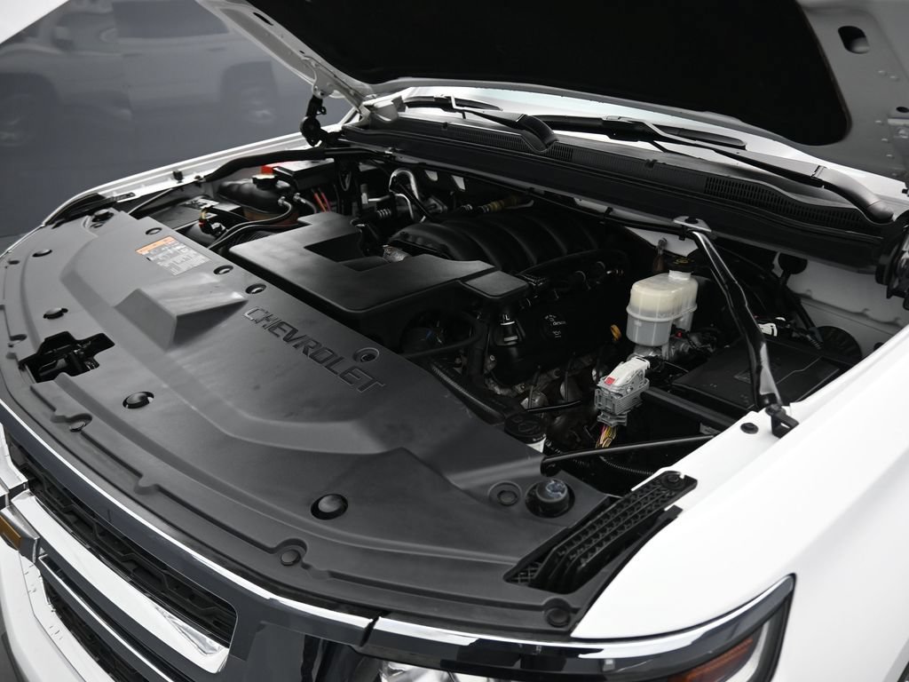 Used 2019 Chevrolet Tahoe LT w/ Luxury Package AWD/4WD image 59