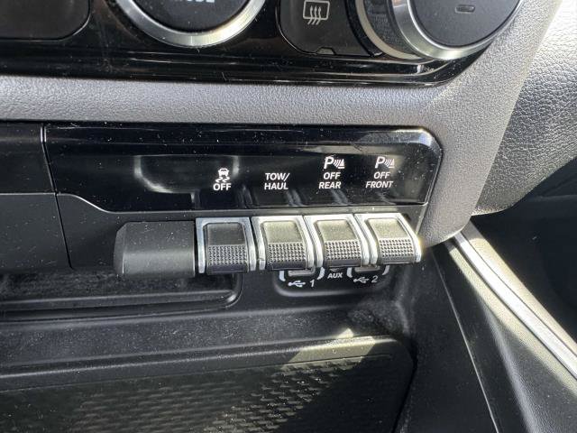 Used 2023 RAM 1500 Big Horn AWD/4WD image 14