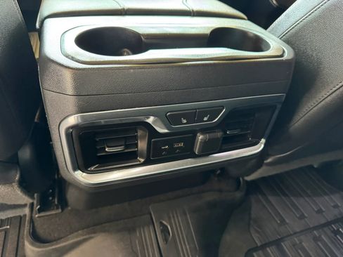 Used 2019 GMC Sierra 1500 AT4 w/ AT4 Premium Package AWD/4WD image 22