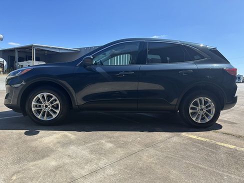 Used 2022 Ford Escape SE w/ Convenience Package image 2