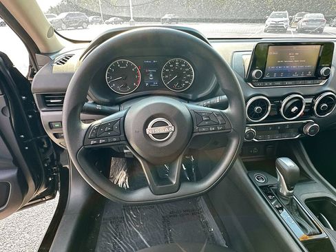 Used 2025 Nissan Sentra S FWD image 15