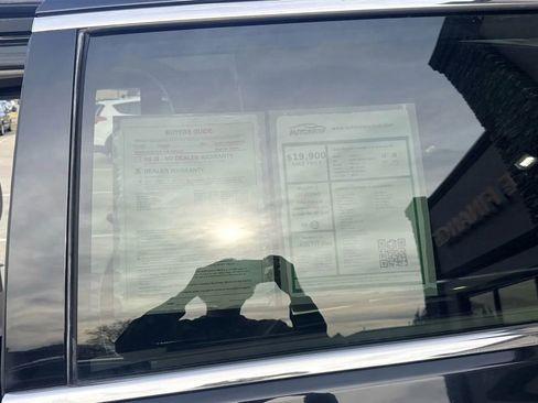 Used 2020 Chrysler Voyager Lxi image 33