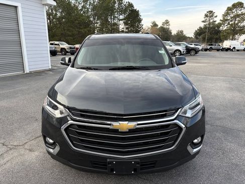 Used 2021 Chevrolet Traverse LT image 7