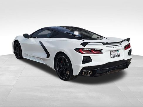 Used 2021 Chevrolet Corvette Stingray Preferred Cpe w/ Z51 Performance Package RWD image 5