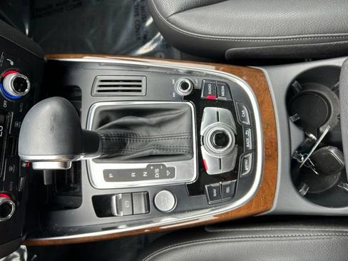 Used 2015 Audi Q5 2.0T Premium Plus w/ Technology Package AWD/4WD image 17